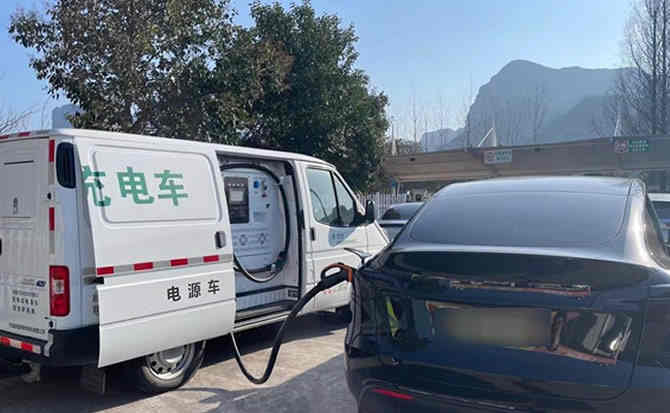 滕州汽车搭电
